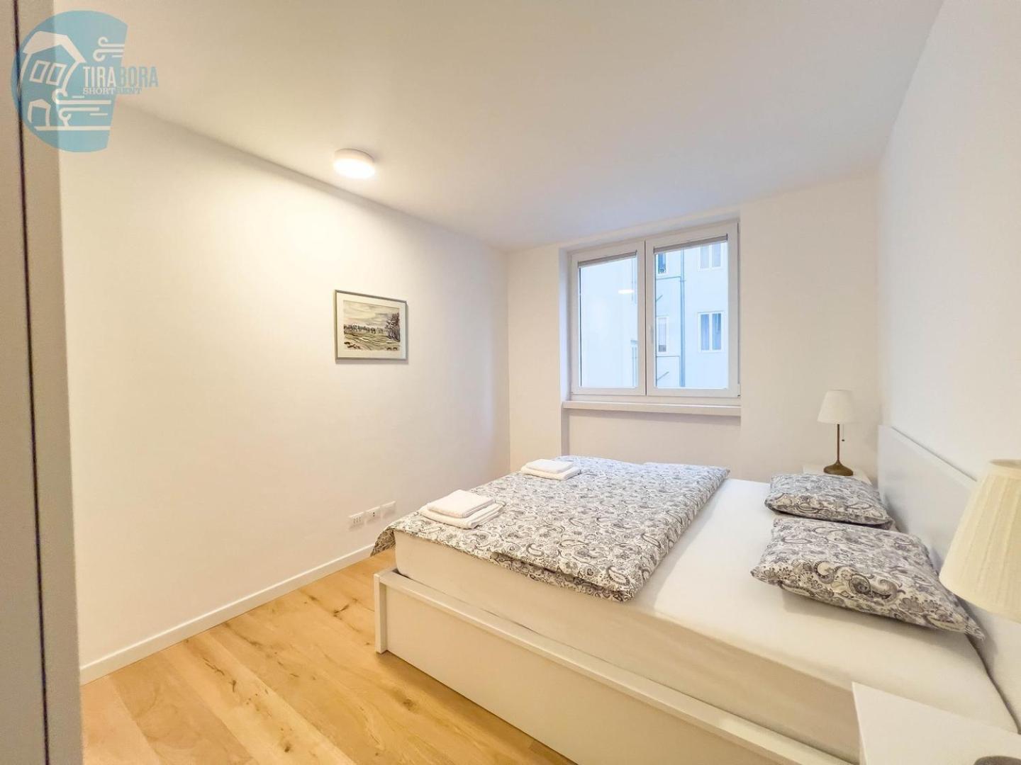Blue Life 3b Tirabora Short Rent Trieste