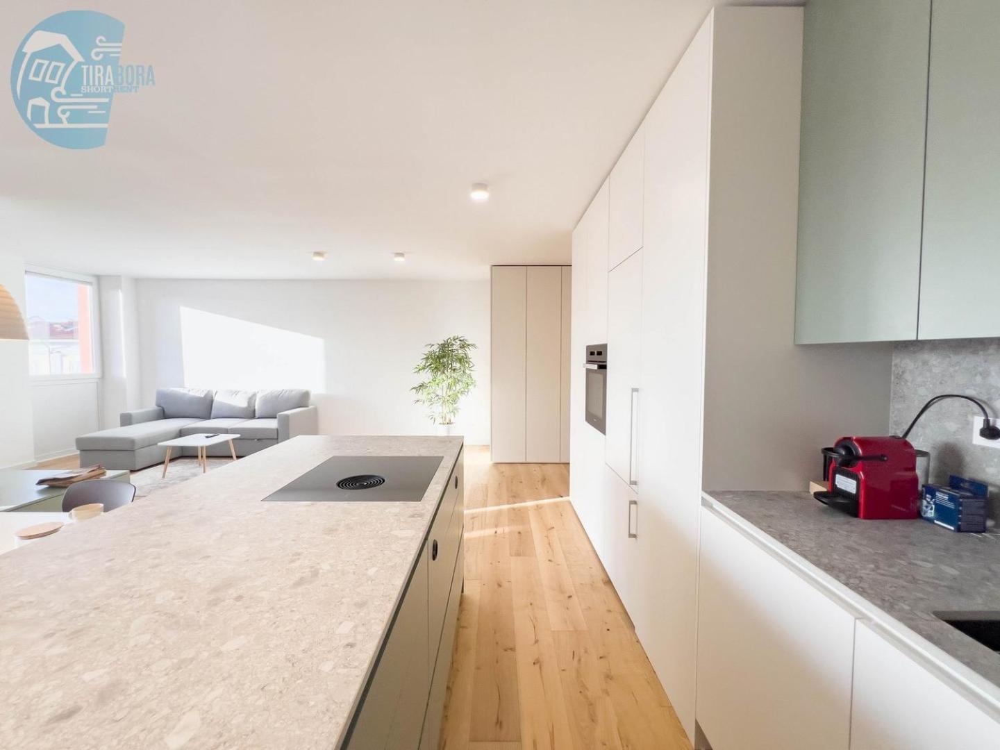 Blue Life 3b Tirabora Short Rent